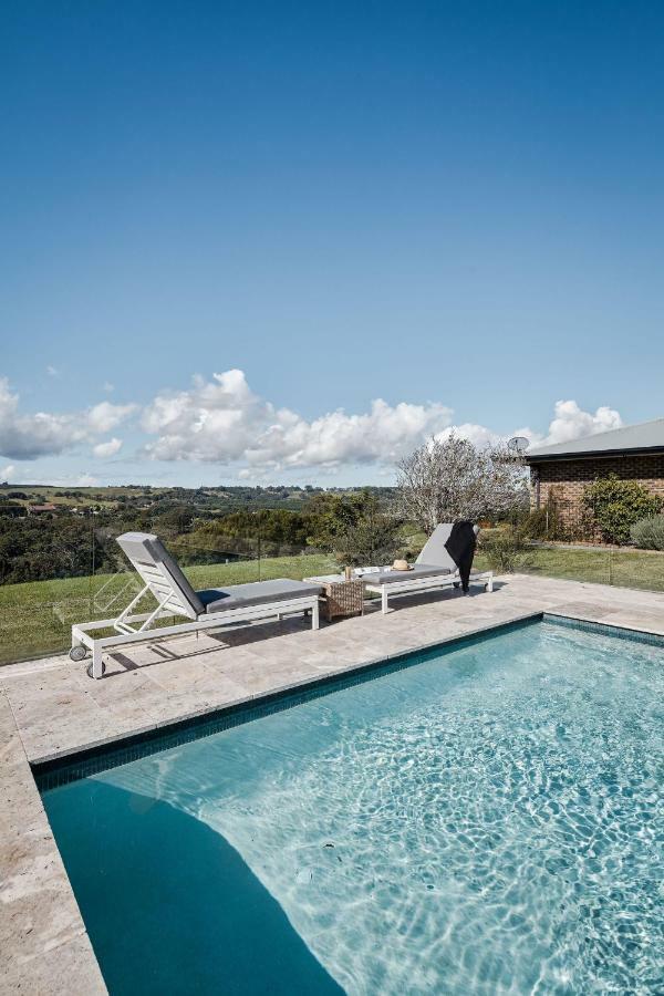 99 Acres Bangalow Retreat Buitenkant foto