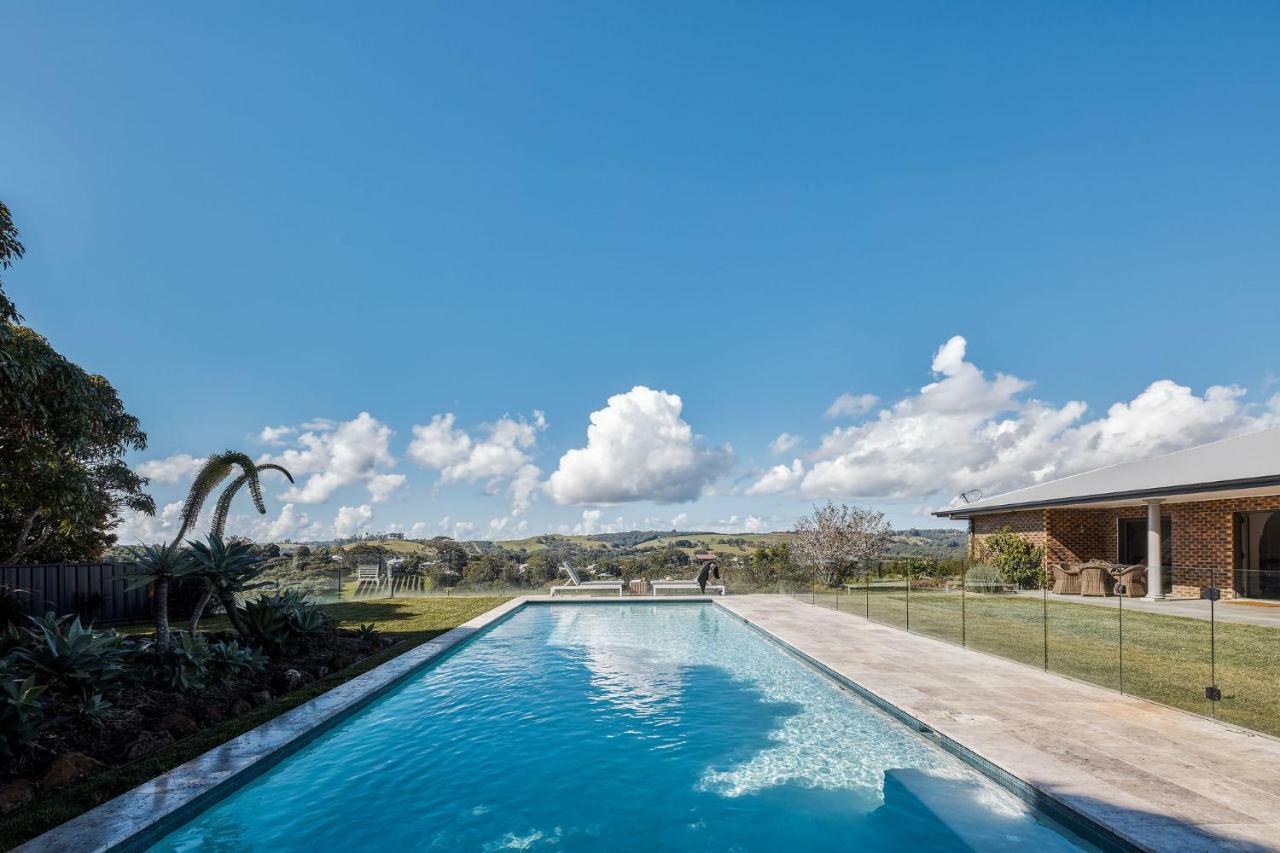 99 Acres Bangalow Retreat Buitenkant foto