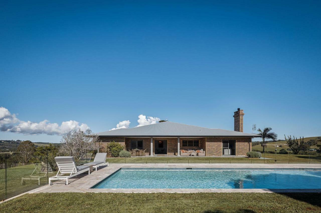 99 Acres Bangalow Retreat Buitenkant foto